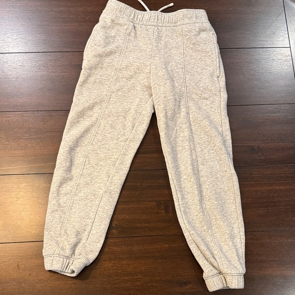 All in Motion Kids Light Gray Sweatpants - Picture 1 of 6